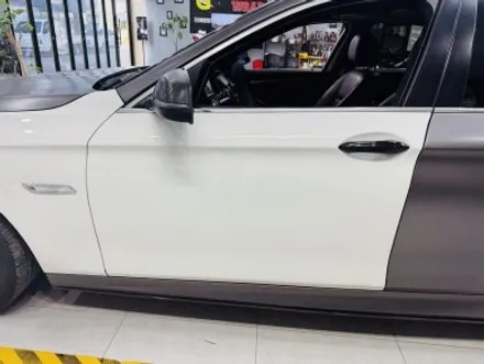 BMW 520D 보험수리 랩핑 & 라이트 블랙 PPF,  사고의 흔적을 지우고, 다시 태어나다!(일산 고스트랩) / 고양 일산 덕양구
