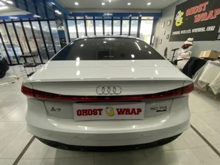 고스트랩(Ghostwrap) 아우디 A7 엠블럼 무광블랙 도색, 루프스킨 유광블랙 랩핑 / 고양 일산 덕양구