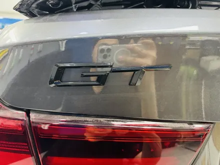 BMW 3GT, 가져오시면 됩니다! 글라스윙부터 엠블럼, 레터링까지, 고스트랩이 블랙으로 다 바꿔드림!(고양 일산 파주 랩핑샵) / 고양 일산 덕양구