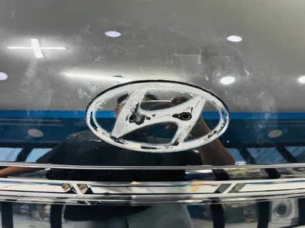 이게 싼타페라고? 올블랙 카리스마 미쳤다! 크롬 지우기 + 엠블럼 블랙 끝장 시공기 / 고양 일산 덕양구
