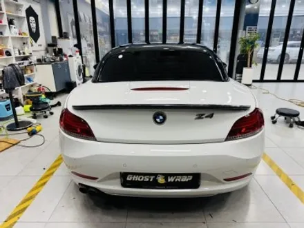BMW Z4 | 루프스킨 PET랩핑, 사이드미러 랩핑, 엠블럼 교체 | 경기 고양 일산 고스트랩 / 고양 일산 덕양구