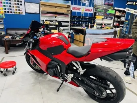 고양/파주/일산 오토바이 랩핑 전문 고스트랩 - CBR600RR 데칼 제거 및 사틴블랙 시공기 / 고양 일산 덕양구