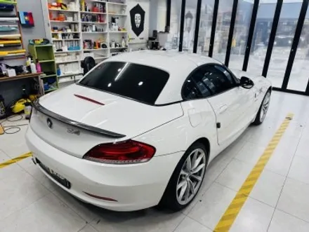 BMW Z4 | 루프스킨 PET랩핑, 사이드미러 랩핑, 엠블럼 교체 | 경기 고양 일산 고스트랩 / 고양 일산 덕양구