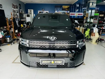 🚗💥 현대 싼타페 엠블럼 랩핑 및 레터링 교체: 차량 디자인을 새롭게 변화시키는 방법 💫🎨 [고양/일산/파주 랩핑 이야기]🚖✨ / 고양 일산 덕양구