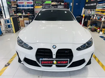 BMW M4, 사이드 스커트 랩핑으로 \'상처 커버\'와 \'간지\' 동시 잡기! (일산 고양 고스트랩) / 고양 일산 덕양구
