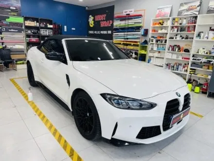 BMW M4, 사이드 스커트 랩핑으로 \'상처 커버\'와 \'간지\' 동시 잡기! (일산 고양 고스트랩) / 고양 일산 덕양구