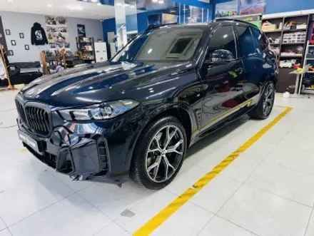 [일산/파주] BMW X5, 크롬 죽이기의 정석! 휠 & 머플러팁 랩핑으로 올 블랙 포스 완성 / 고양 일산 덕양구