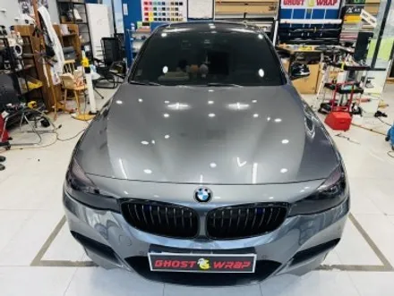 BMW 3GT 루프스킨+사이드미러+손잡이 랩핑, 블랙 포인트로 완성하는 압도적 존재감! 서울 은평 서대문 랩핑 / 고양 일산 덕양구