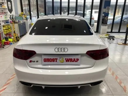 아우디 RS5 본넷 카본(PET필름) 랩핑, 디퓨저 포인트 랩핑, 후면라이트 스모그필름 시공 _ 서대문 랩핑 / 고양 일산 덕양구