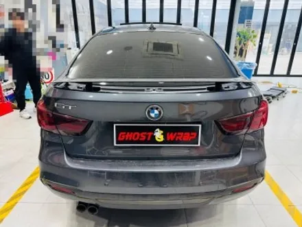 BMW 3GT, 가져오시면 됩니다! 글라스윙부터 엠블럼, 레터링까지, 고스트랩이 블랙으로 다 바꿔드림!(고양 일산 파주 랩핑샵) / 고양 일산 덕양구