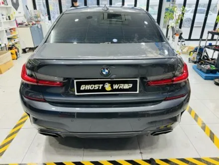 BMW340i 트렁크 리드 PPF 및 엠블럼 시공_ 고양,파주,일산,덕양구,화전동,덕은지구,향동,마포,은평,양천,강서,목동,수색,상암,공덕,응암,서대문랩핑샵 / 고양 일산 덕양구