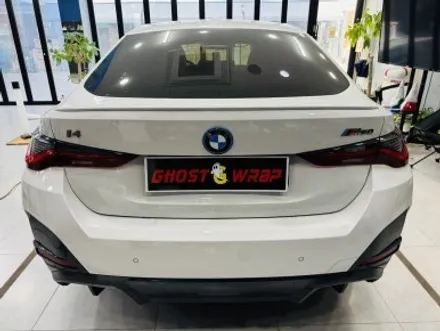 BMW i4 엠블럼 & 휠 캡 교체 | 순정 감성으로의 복귀 | 덕은동 랩핑샵 / 고양 일산 덕양구
