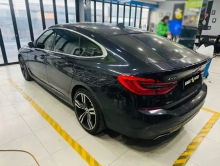 BMW 6GT 올블랙 완성: 윈도우 크롬 죽이기 & \'낮져밤이\' 변색 라이트 PPF 시공기 / 고양 일산 덕양구