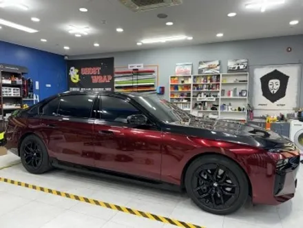 BMW I7 투톤 랩핑 및 데칼 시공 _ 서울 경기 고양 일산 파주 랩핑 / 고양 일산 덕양구