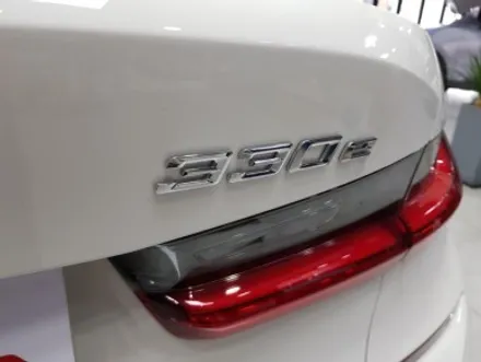 고스트랩(Ghostwrap) BMW 330e 그릴 크롬죽이기(유광블랙),사이드미러(유광블랙) 랩핑 / 고양 일산 덕양구