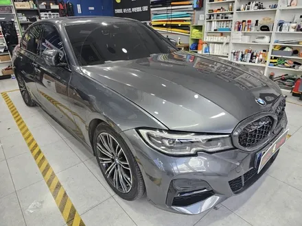 BMW 320i | 엠블럼 + 레터링 교체  | 고양랩핑/일산랩핑/파주랩핑/강서랩핑/은평랩핑 / 고양 일산 덕양구