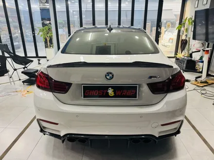 BMW M4 | 립스포일러 제거, 휀다벤트 크롬죽이기 | 서울 경기 랩핑 고스트랩 / 고양 일산 덕양구