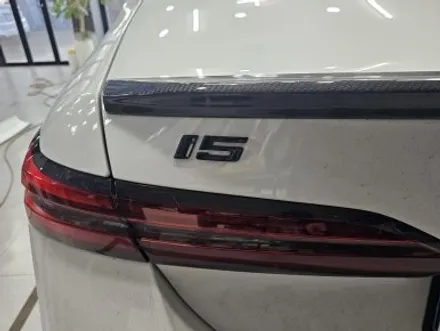 BMW I5 | 엠블럼 및 레터링 교체  | 고양랩핑/일산랩핑/파주랩핑/강서랩핑/은평랩핑 / 고양 일산 덕양구