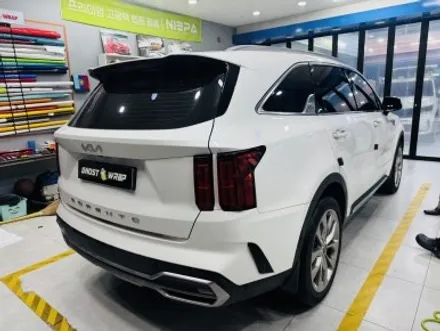 쏘렌토 페이스리프트 필수 코스, 크롬 몰딩 블랙아웃 + KIA 엠블럼 체인 + 사이드미러 랩핑 / 고양 일산 덕양구
