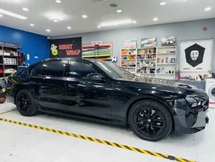 BMW I7 투톤 랩핑 및 데칼 시공 _ 서울 경기 고양 일산 파주 랩핑 / 고양 일산 덕양구