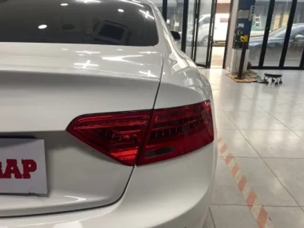 아우디 RS5 본넷 카본(PET필름) 랩핑, 디퓨저 포인트 랩핑, 후면라이트 스모그필름 시공 _ 서대문 랩핑 / 고양 일산 덕양구