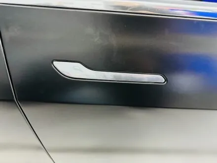 테슬라 모델3 전체 크롬죽이기 및 유리막 코팅 시공_ 고양시랩핑/파주시랩핑/일산시/덕양구/마포구/은평구/서대문구/강서구/덕은지구/행신동/향동/덕은지구/화정동 랩핑샵 / 고양 일산 덕양구