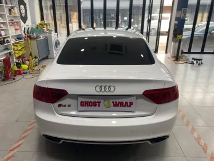 아우디 RS5 본넷 카본(PET필름) 랩핑, 디퓨저 포인트 랩핑, 후면라이트 스모그필름 시공 _ 서대문 랩핑 / 고양 일산 덕양구