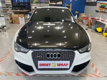 아우디 RS5 본넷 카본(PET필름) 랩핑, 디퓨저 포인트 랩핑, 후면라이트 스모그필름 시공 _ 서대문 랩핑 / 고양 일산 덕양구