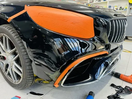 벤츠S63 앞범퍼 커버업 랩핑_유광블랙_ 고양시랩핑/파주시랩핑/일산시/덕양구/마포구/은평구/서대문구/강서구/덕은지구/행신동/향동/덕은지구/화정동 랩핑샵 / 고양 일산 덕양구