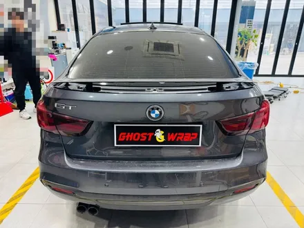 BMW 3GT, 가져오시면 됩니다! 글라스윙부터 엠블럼, 레터링까지, 고스트랩이 블랙으로 다 바꿔드림!(고양 일산 파주 랩핑샵) / 고양 일산 덕양구