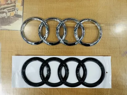 아우디 A4, 블랙 사이드 스커트와 엠블럼으로 멋지게 변신할 기회 놓치지 마세요! 고양 일산 파주 랩핑 / 고양 일산 덕양구