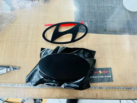 🚗💥 현대 싼타페 엠블럼 랩핑 및 레터링 교체: 차량 디자인을 새롭게 변화시키는 방법 💫🎨 [고양/일산/파주 랩핑 이야기]🚖✨ / 고양 일산 덕양구