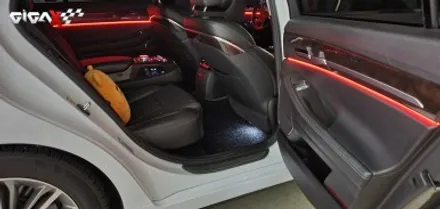 제네시스 EQ900 엠비언트 실내 튜닝 도어라이트까지 멋스럽게 변신ㅣ카식스 청주 기가엑스 / 청주,대전,천안