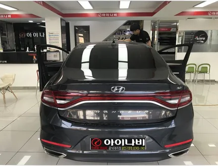 그랜저 IG 레이노 S9 열차단 고급필름 전면 썬팅시공