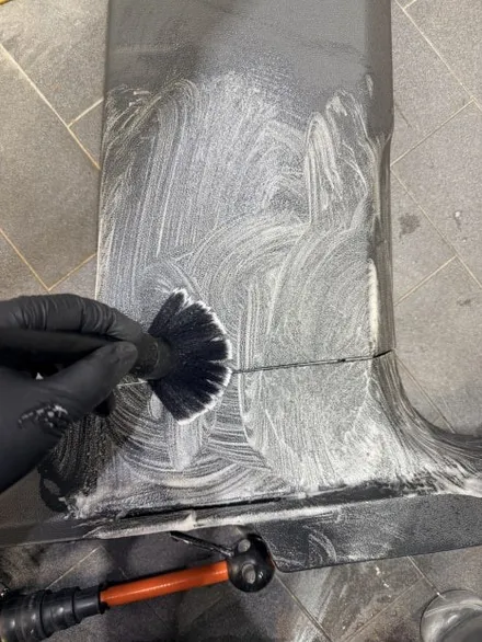 김해 실내크리닝 토사물 제거, 티구안 시트·안전벨트 탈거, 세척부터 에어백 경고등 해결까지!! / 경남 김해