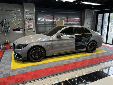 벤츠 c63 amg 보험수리 뒷도어 덴트 / 광주, 성남, 용인, 수원