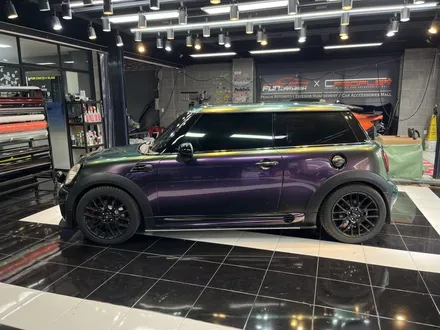 미니쿠퍼 r56 jcw 글램(GLAM) Diamond Green to Purple전체랩핑 시공 / 광주, 성남, 용인, 수원
