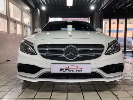곤지암 경기광주 펀카워시 벤츠 c220d 보험/사고수리 c63범퍼로 교체 진행 전차종 바디킷 취급 / 광주, 성남, 용인, 수원