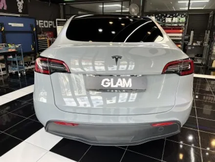 테슬라 모델Y글램(GLAM) 스페셜오더 주문 제작 필름 전체랩핑 시공 / 광주, 성남, 용인, 수원