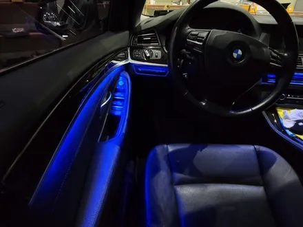 bmw 520d 엠비언트로 f10 순정 무드등 더욱 고급스럽게! / 전주 덕진구 장동