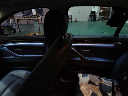 bmw 520d 엠비언트로 f10 순정 무드등 더욱 고급스럽게! / 전주 덕진구 장동