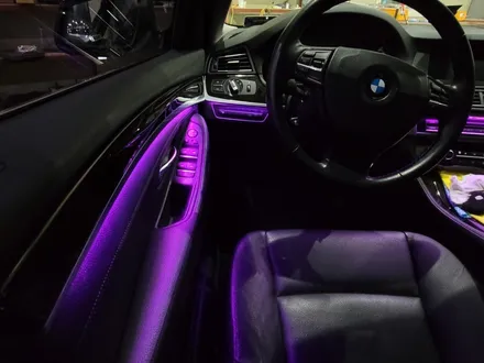bmw 520d 엠비언트로 f10 순정 무드등 더욱 고급스럽게! / 전주 덕진구 장동
