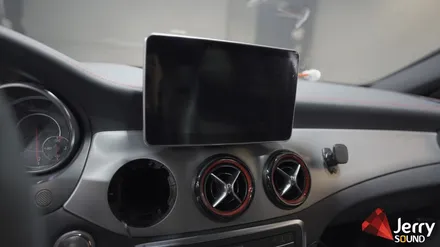 벤츠 X156 GLA45 AMG 안드로이드 시스템과 브로딧거치대