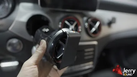 벤츠 X156 GLA45 AMG 안드로이드 시스템과 브로딧거치대