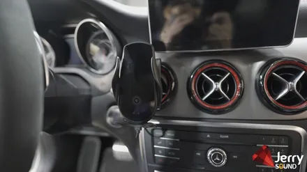 벤츠 X156 GLA45 AMG 안드로이드 시스템과 브로딧거치대