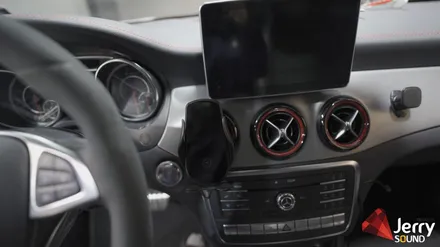 벤츠 X156 GLA45 AMG 안드로이드 시스템과 브로딧거치대