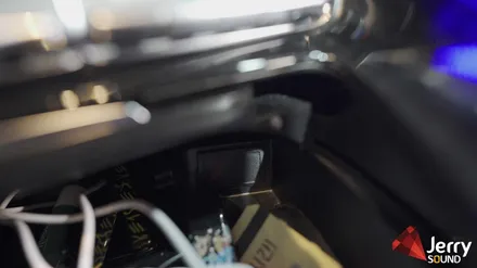 벤츠 AMG GT 4도어 차량용 무선충전기와 카플레이 연동