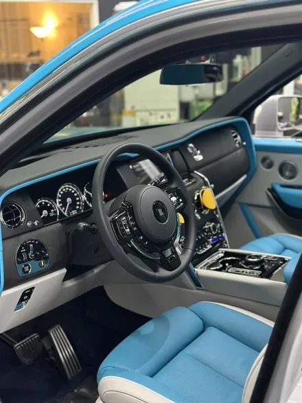 롤스로이스 컬리넌 실내커스텀으로 2%를 채워줄 실내 가죽색상 변경 / 과천시 주암동