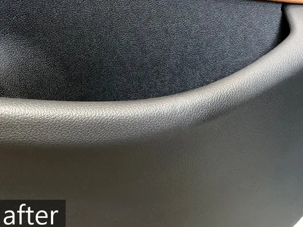 BMW 5시리즈 승하차시 도어트림이 발로 차이며 생기는 우레탄 찍힘, 뜯김 복원 / 과천 삼부골로