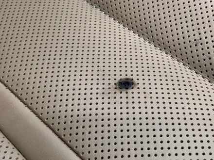 담배빵으로 인한 포르쉐 파나메라 가죽시트 담배구멍 복원 / 과천 삼부골로
